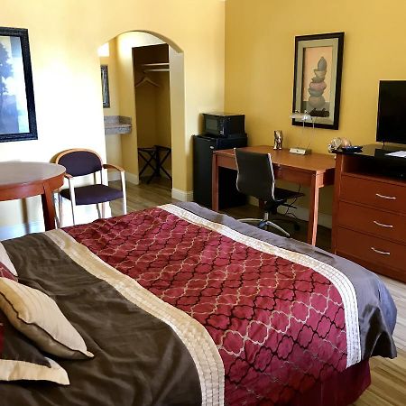 Town & Country Motel Livingston Ngoại thất bức ảnh
