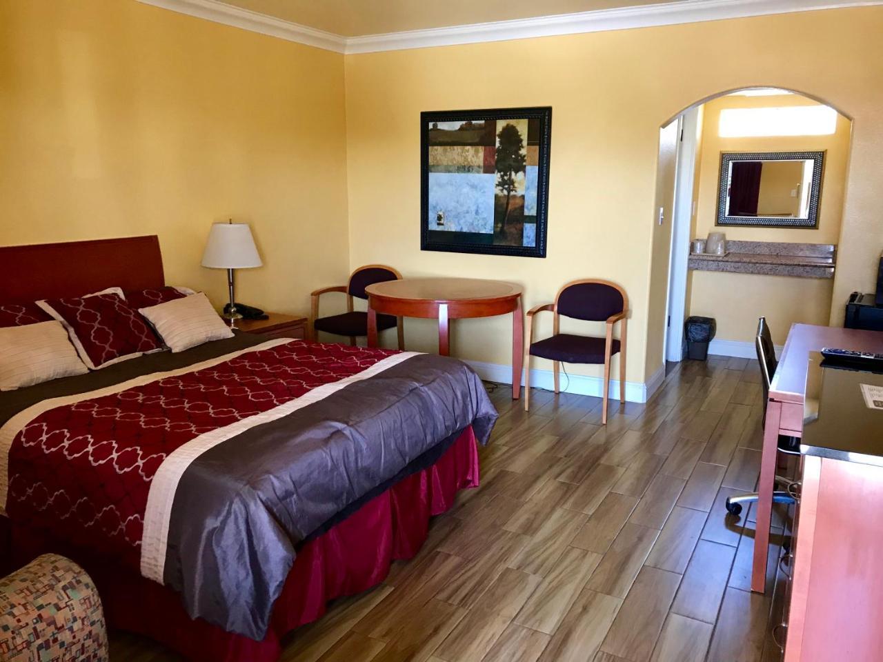 Town & Country Motel Livingston Ngoại thất bức ảnh