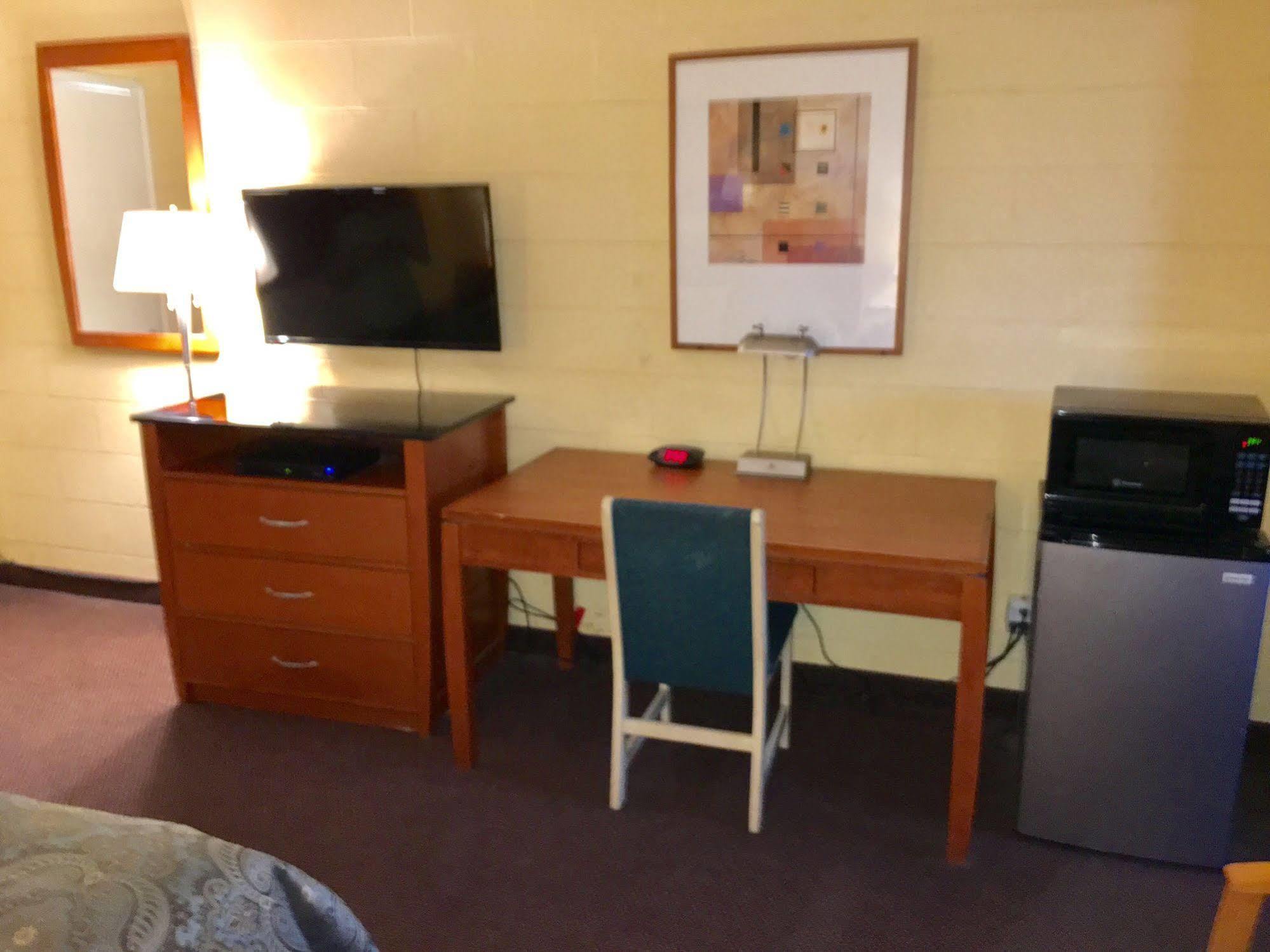 Town & Country Motel Livingston Ngoại thất bức ảnh