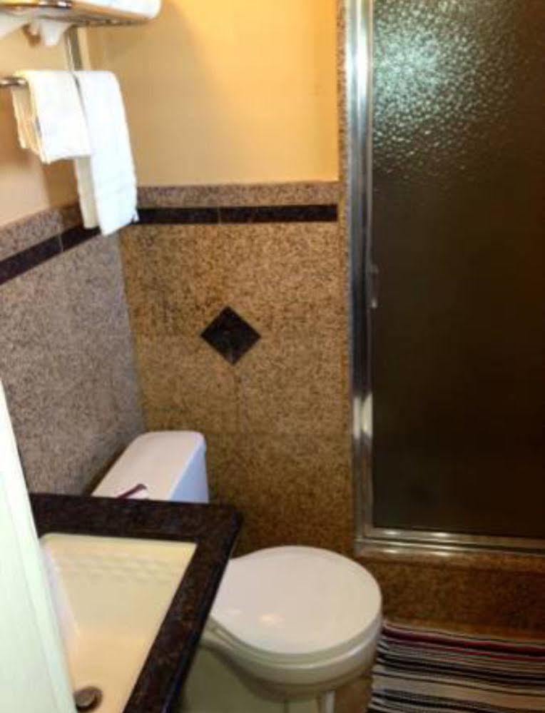 Town & Country Motel Livingston Ngoại thất bức ảnh