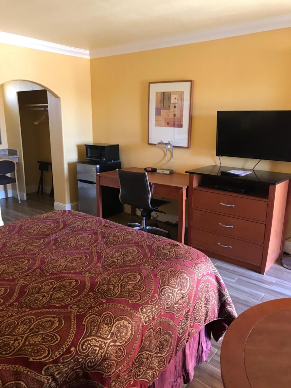 Town & Country Motel Livingston Ngoại thất bức ảnh