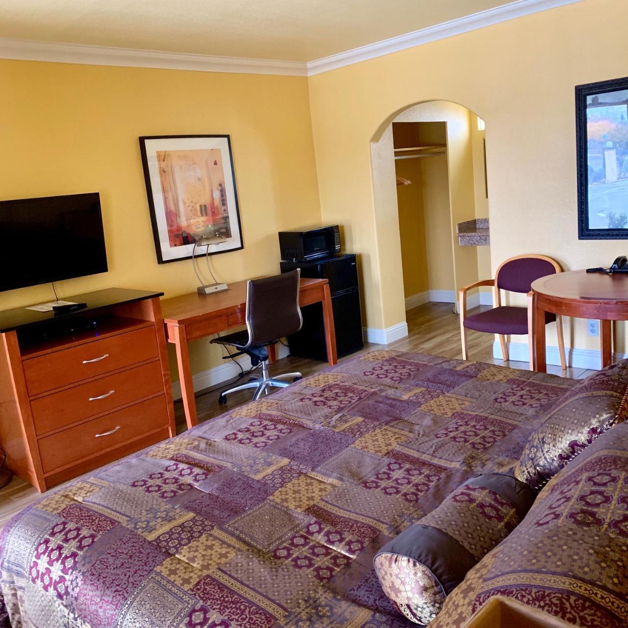 Town & Country Motel Livingston Ngoại thất bức ảnh