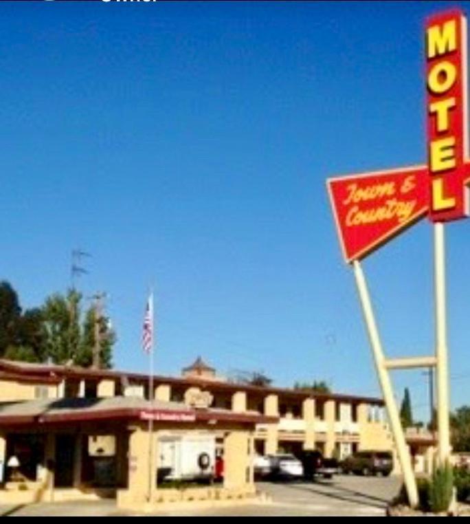 Town & Country Motel Livingston Ngoại thất bức ảnh